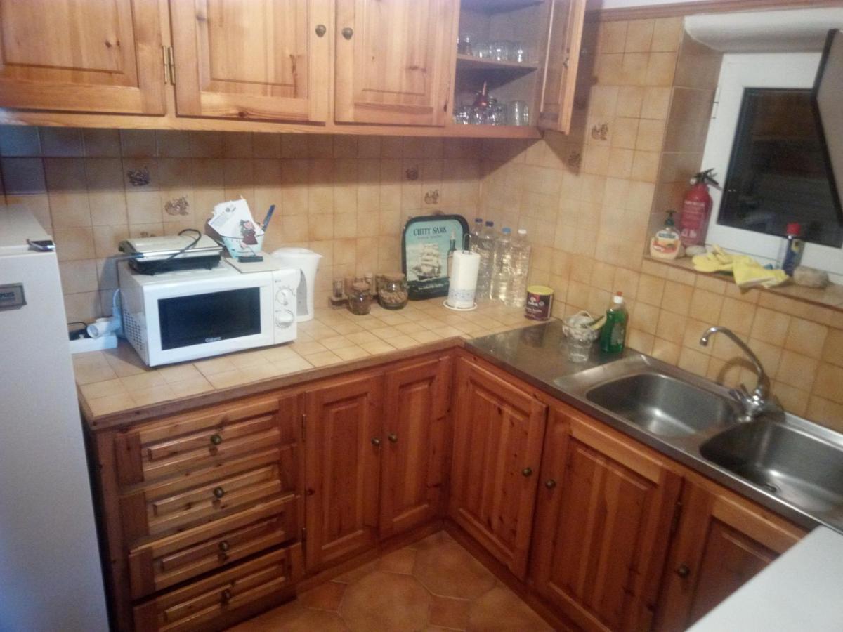 Little Stone House Near The Beach اجيوس ايوانيس المظهر الخارجي الصورة